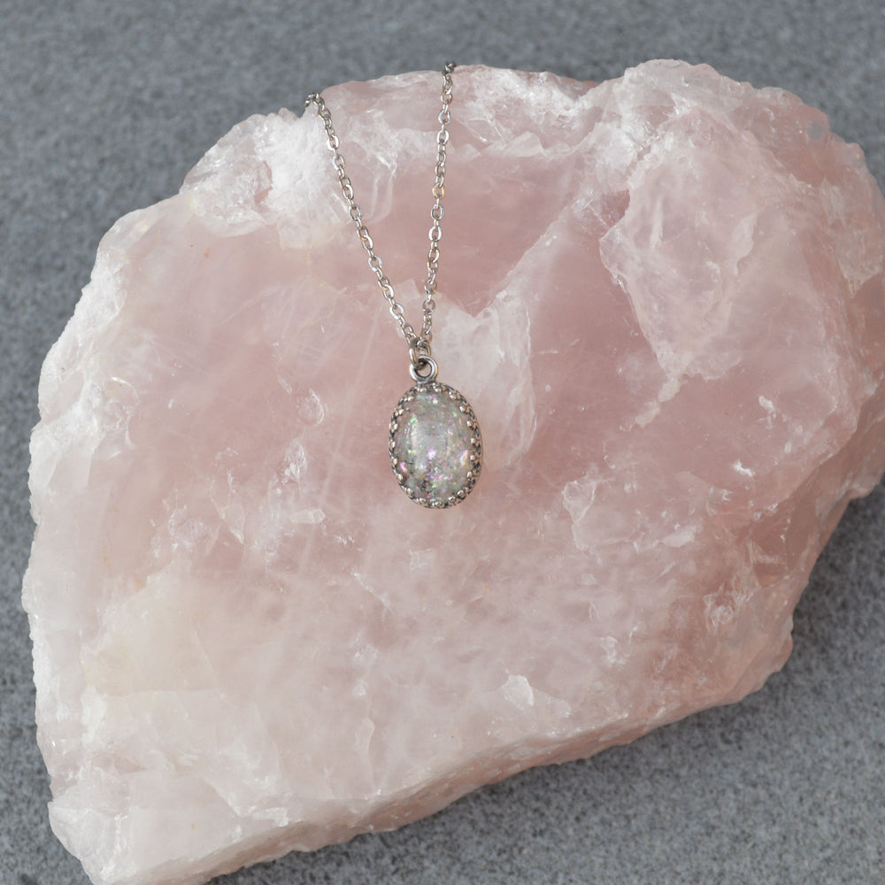 Medium Princess Oval Stone Ashes Necklace